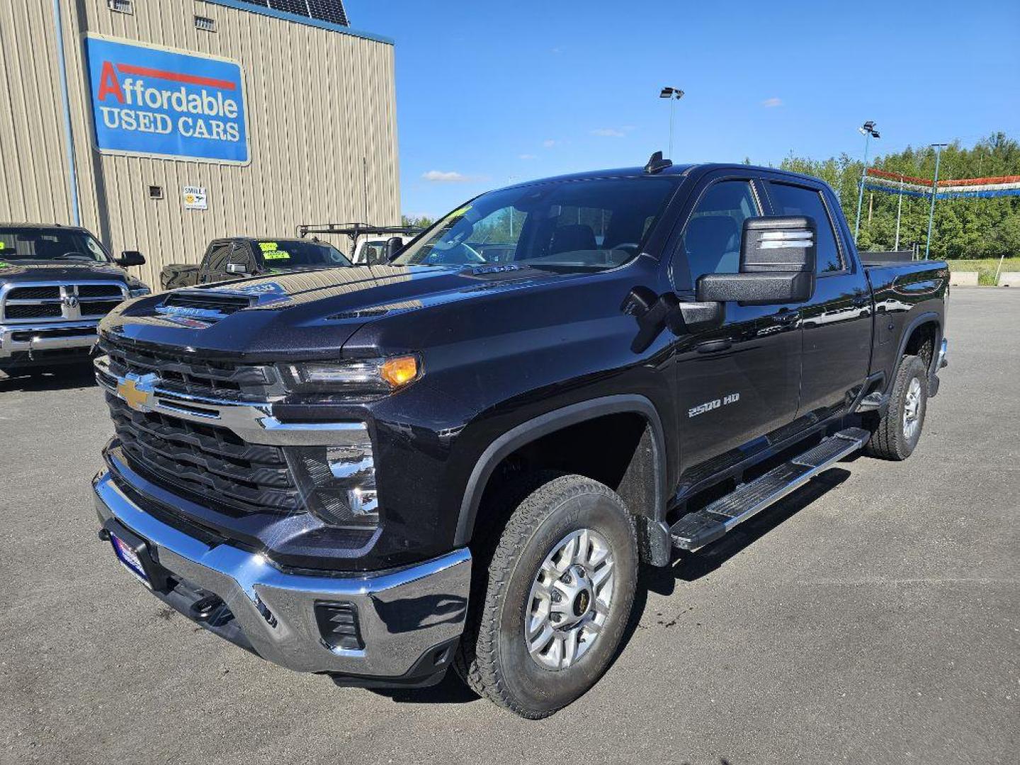 2024 GRAY CHEVROLET SILVERADO 2500 HEAVY DUTY LT (1GC4YNE77RF) with an 6.6L engine, Automatic transmission, located at 2525 S. Cushman, Fairbanks, AK, 99701, (907) 452-5707, 64.824036, -147.712311 - Photo#0