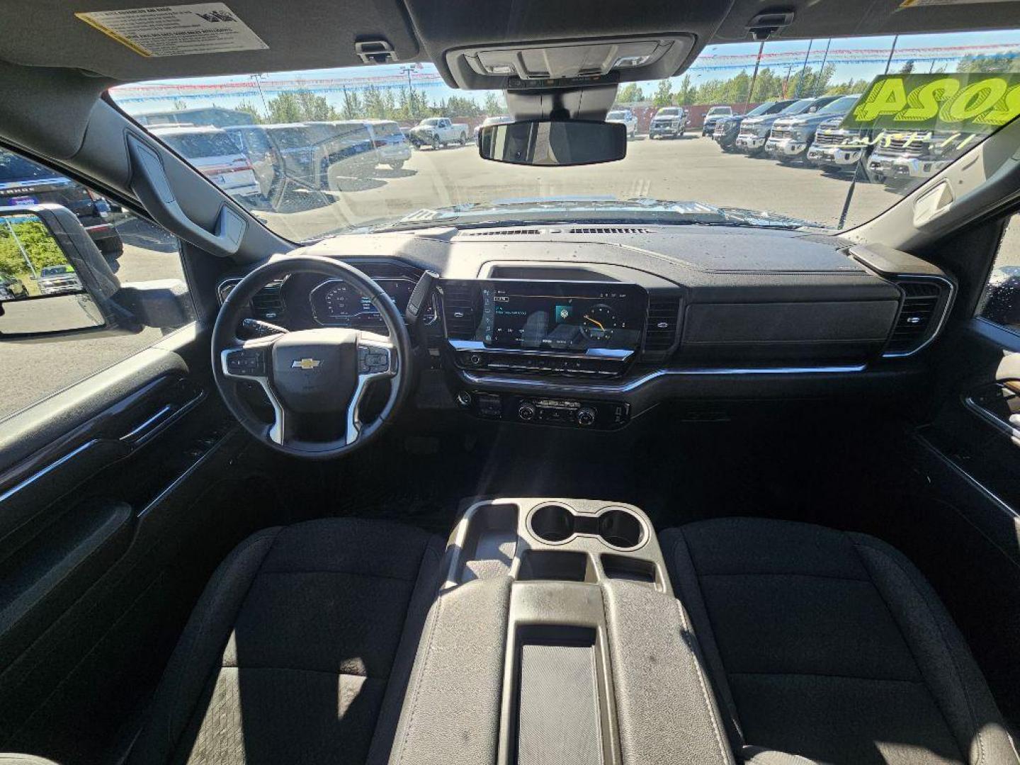 2024 GRAY CHEVROLET SILVERADO 2500 HEAVY DUTY LT (1GC4YNE77RF) with an 6.6L engine, Automatic transmission, located at 2525 S. Cushman, Fairbanks, AK, 99701, (907) 452-5707, 64.824036, -147.712311 - Photo#6