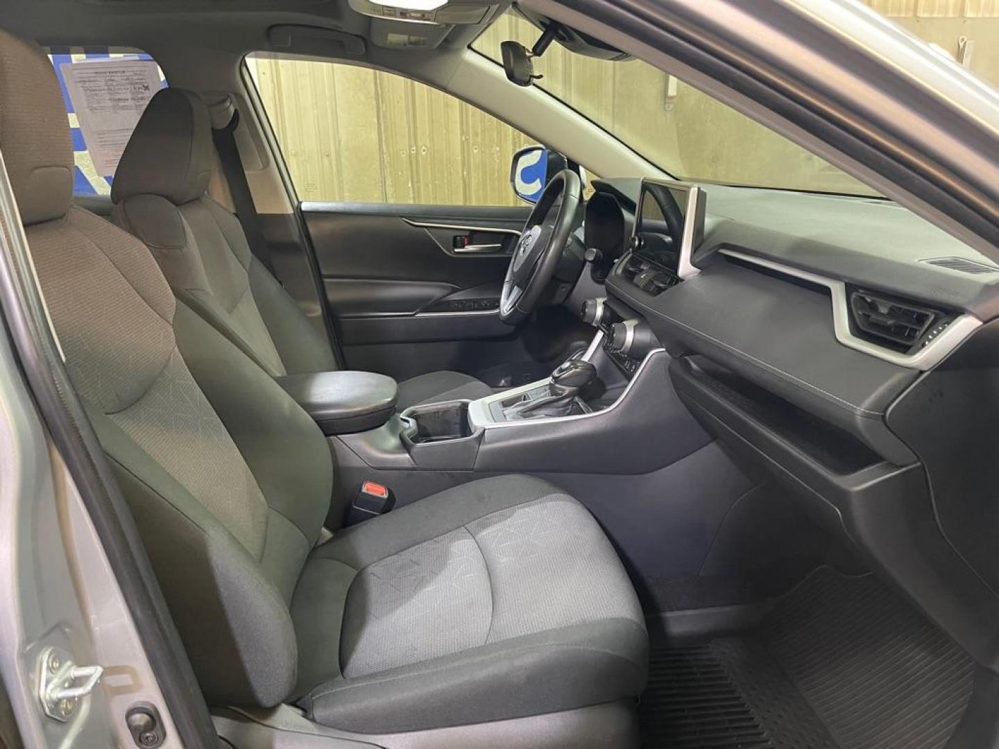 2024 SILVER TOYOTA RAV4 XLE (2T3P1RFV5RC) with an 2.5L engine, Automatic transmission, located at 2525 S. Cushman, Fairbanks, AK, 99701, (907) 452-5707, 64.824036, -147.712311 - Photo#3