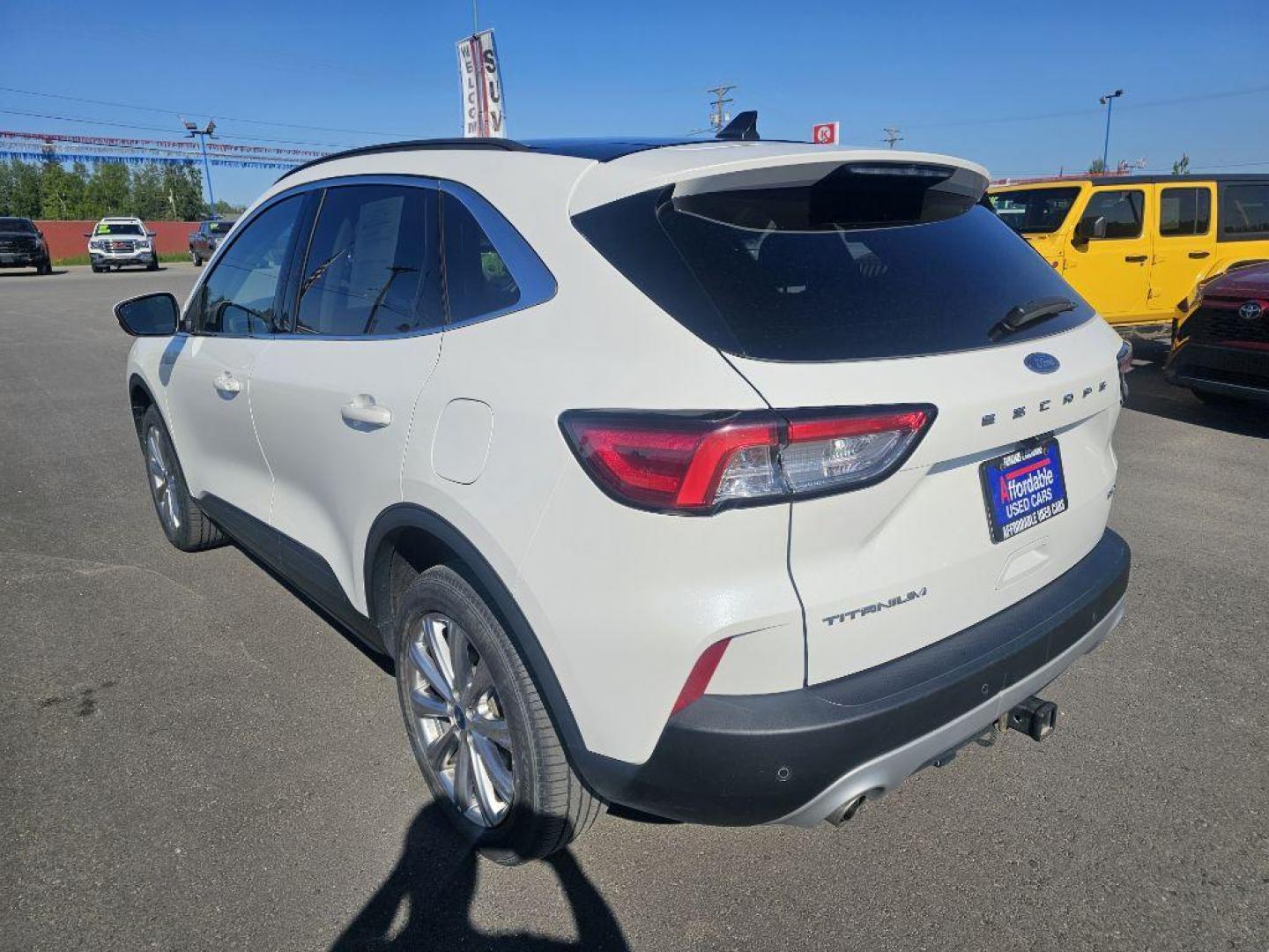 2022 WHITE FORD ESCAPE TITANIUM (1FMCU9J97NU) with an 2.0L engine, Automatic transmission, located at 2525 S. Cushman, Fairbanks, AK, 99701, (907) 452-5707, 64.824036, -147.712311 - Photo#2