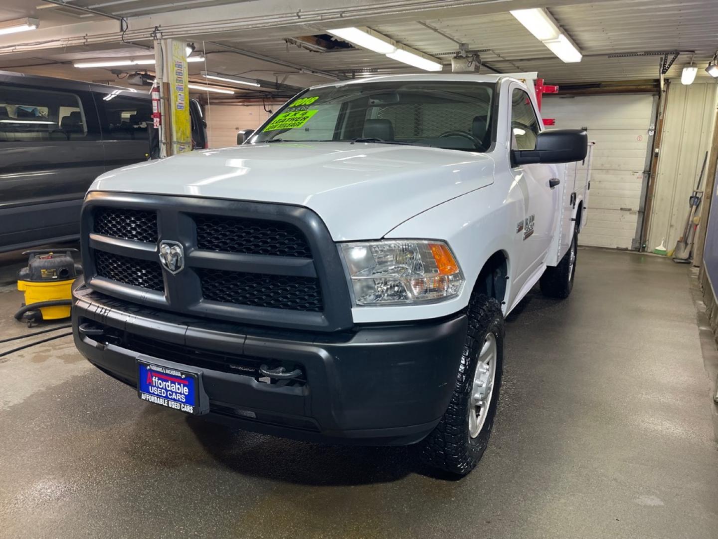 2018 WHITE RAM 2500 ST (3C7WR5AJ4JG) with an 6.4L engine, Automatic transmission, located at 2525 S. Cushman, Fairbanks, AK, 99701, (907) 452-5707, 64.824036, -147.712311- Photo#1