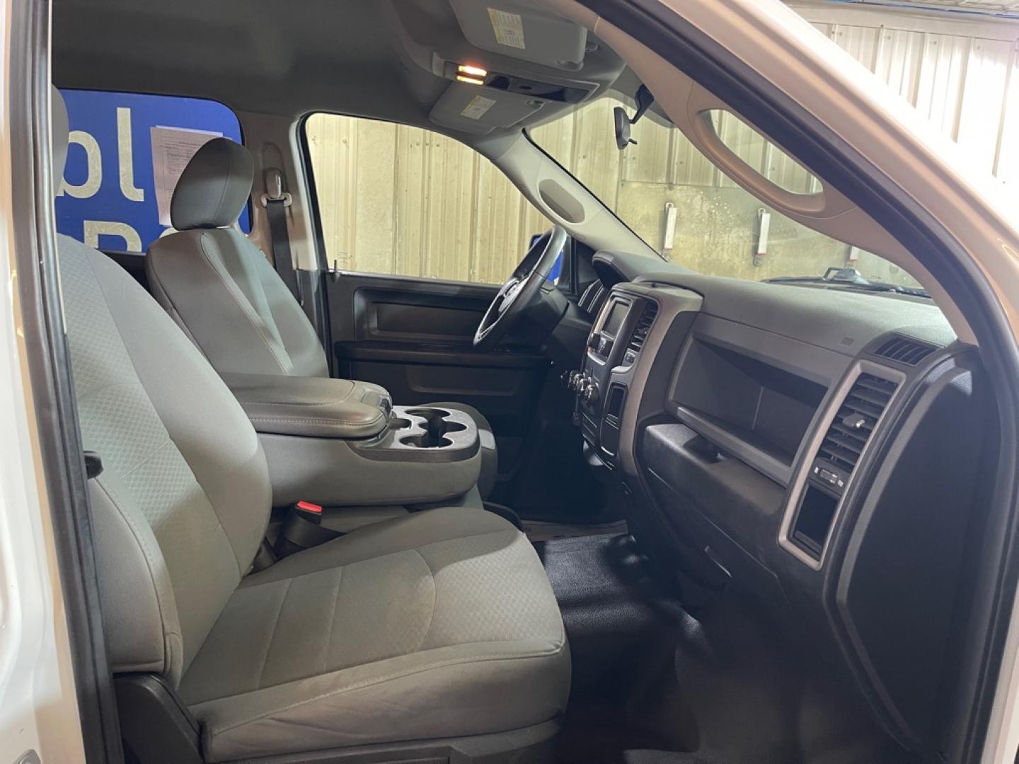 2018 WHITE RAM 1500 ST (1C6RR7KG1JS) with an 3.6L engine, Automatic transmission, located at 2525 S. Cushman, Fairbanks, AK, 99701, (907) 452-5707, 64.824036, -147.712311- Photo#3
