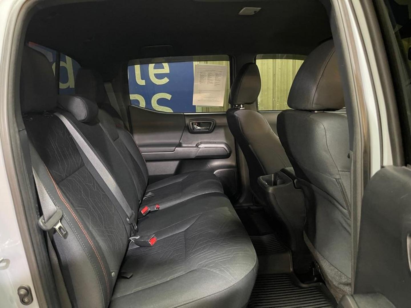 2019 GREY TOYOTA TACOMA DOUBLE CAB (3TMCZ5AN6KM) with an 3.5L engine, Automatic transmission, located at 2525 S. Cushman, Fairbanks, AK, 99701, (907) 452-5707, 64.824036, -147.712311- Photo#4