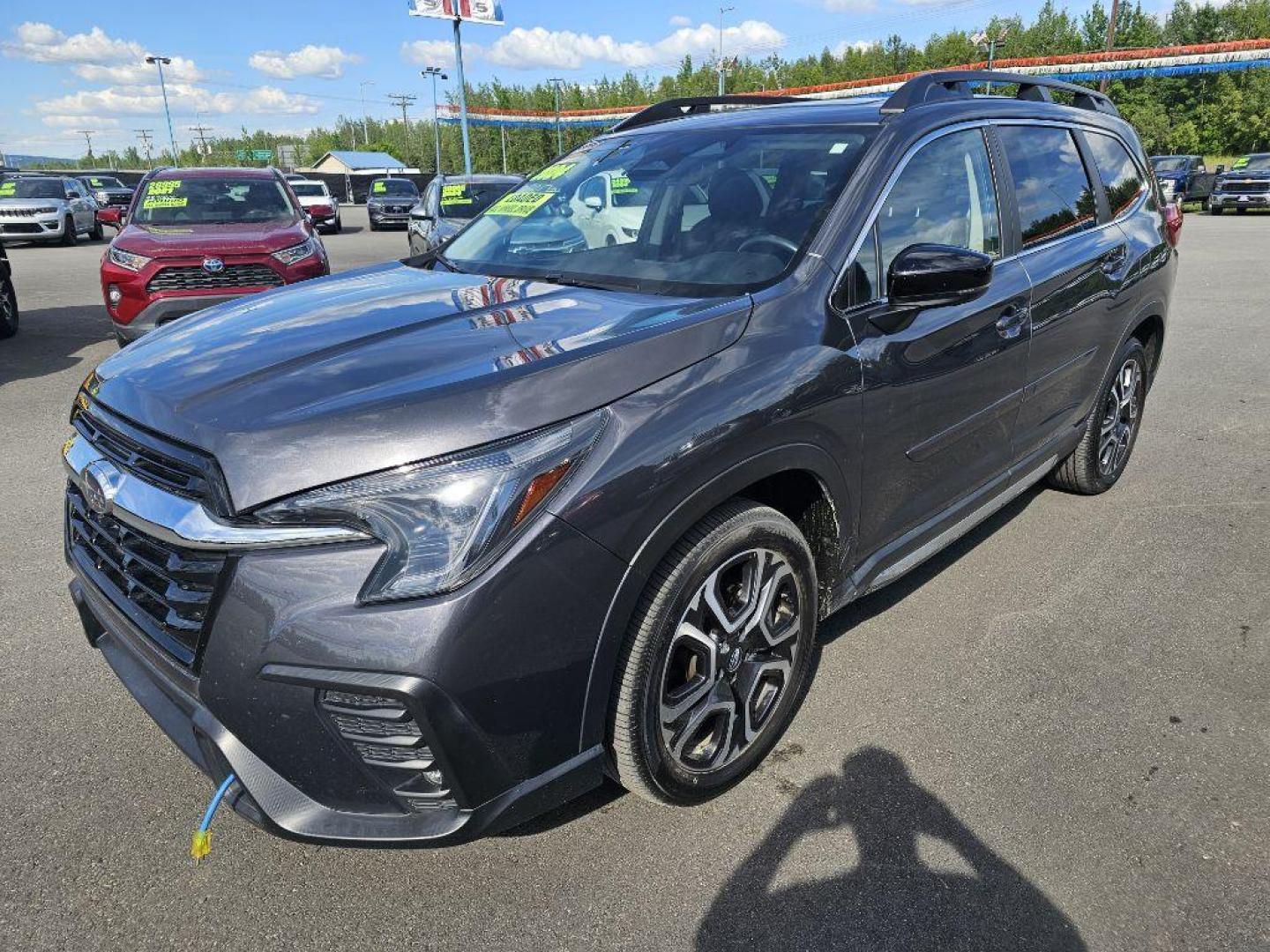 2024 GRAY SUBARU ASCENT LIMITED (4S4WMARD5R3) with an 2.4L engine, Continuously Variable transmission, located at 2525 S. Cushman, Fairbanks, AK, 99701, (907) 452-5707, 64.824036, -147.712311 - Photo#4
