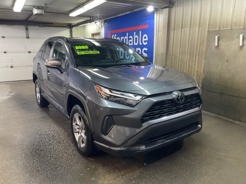 2025 TOYOTA RAV4 XLE