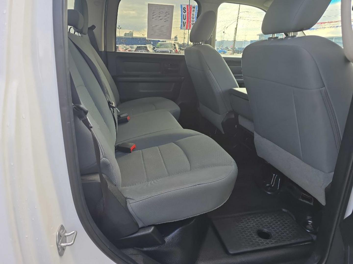 2018 WHITE RAM 1500 ST (1C6RR7KG6JS) with an 3.6L engine, Automatic transmission, located at 2525 S. Cushman, Fairbanks, AK, 99701, (907) 452-5707, 64.824036, -147.712311- Photo#4