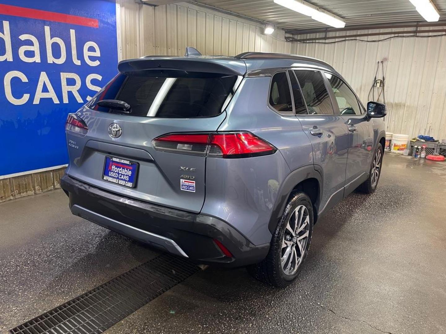 2023 SILVER TOYOTA COROLLA CROSS XLE (7MUEAABG6PV) with an 2.0L engine, Continuously Variable transmission, located at 2525 S. Cushman, Fairbanks, AK, 99701, (907) 452-5707, 64.824036, -147.712311- Photo#2