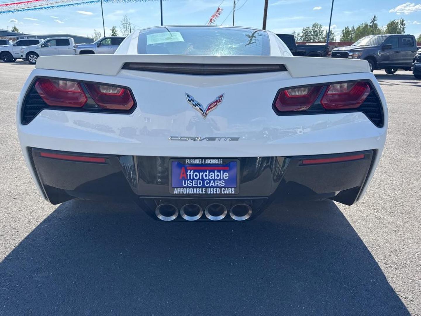 2014 WHITE CHEVROLET CORVETE 3LT STINGRAY Z51 3LT (1G1YM2D74E5) with an 6.2L engine, Automatic transmission, located at 2525 S. Cushman, Fairbanks, AK, 99701, (907) 452-5707, 64.824036, -147.712311 - Photo#2