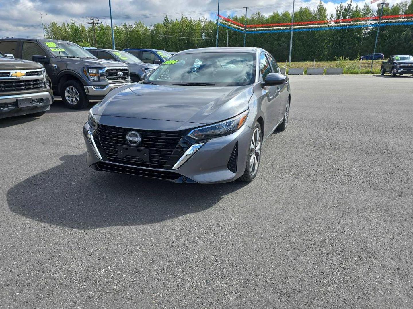 2024 GRAY NISSAN SENTRA S (3N1AB8BV3RY) with an 2.0L engine, Continuously Variable transmission, located at 2525 S. Cushman, Fairbanks, AK, 99701, (907) 452-5707, 64.824036, -147.712311- Photo#2