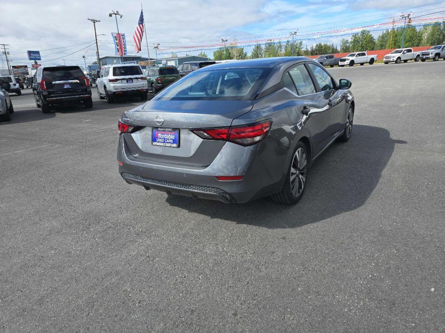 2024 GRAY NISSAN SENTRA S (3N1AB8BV3RY) with an 2.0L engine, Continuously Variable transmission, located at 2525 S. Cushman, Fairbanks, AK, 99701, (907) 452-5707, 64.824036, -147.712311- Photo#4