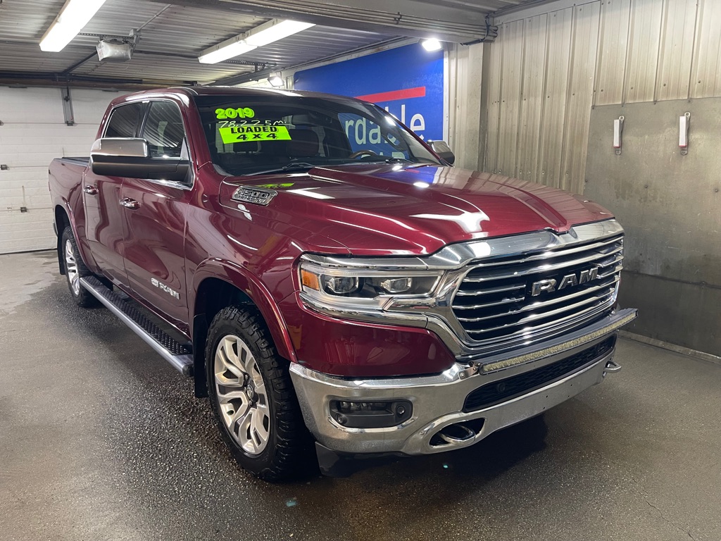 photo of 2019 RAM 1500 LONGHORN