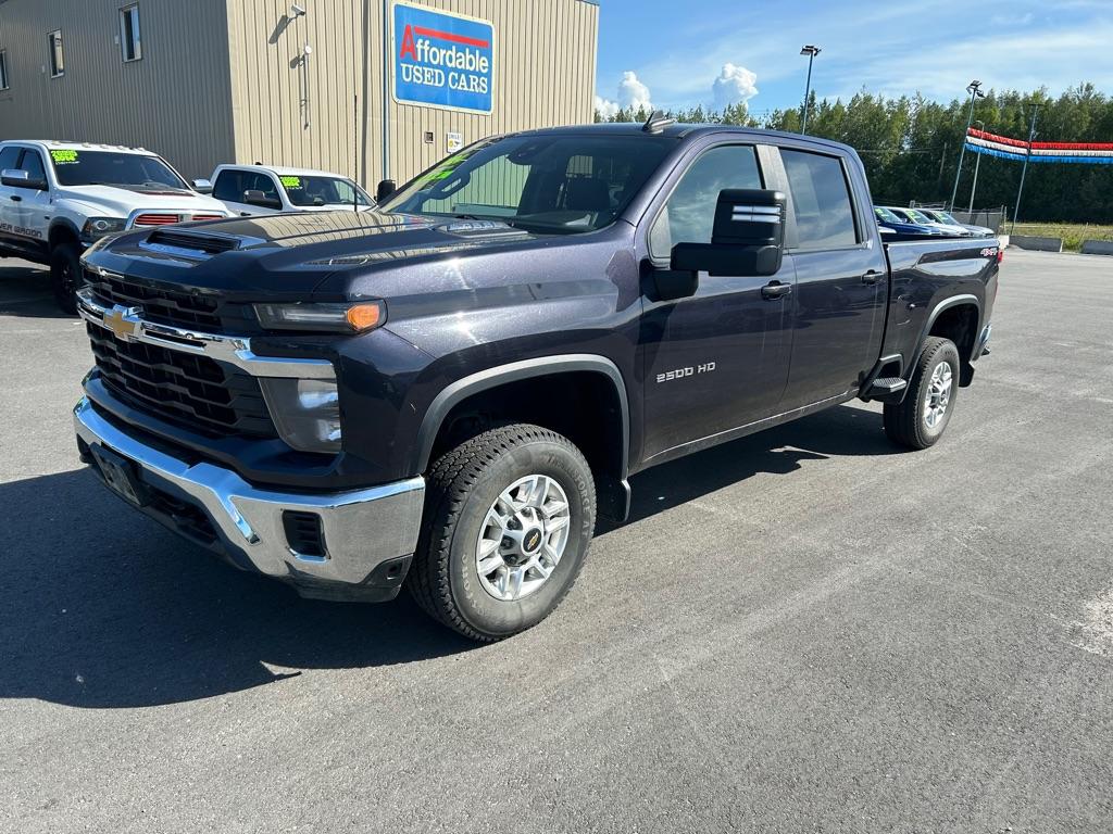 photo of 2024 CHEVROLET SILVERADO 2500 HEAVY DUTY LT