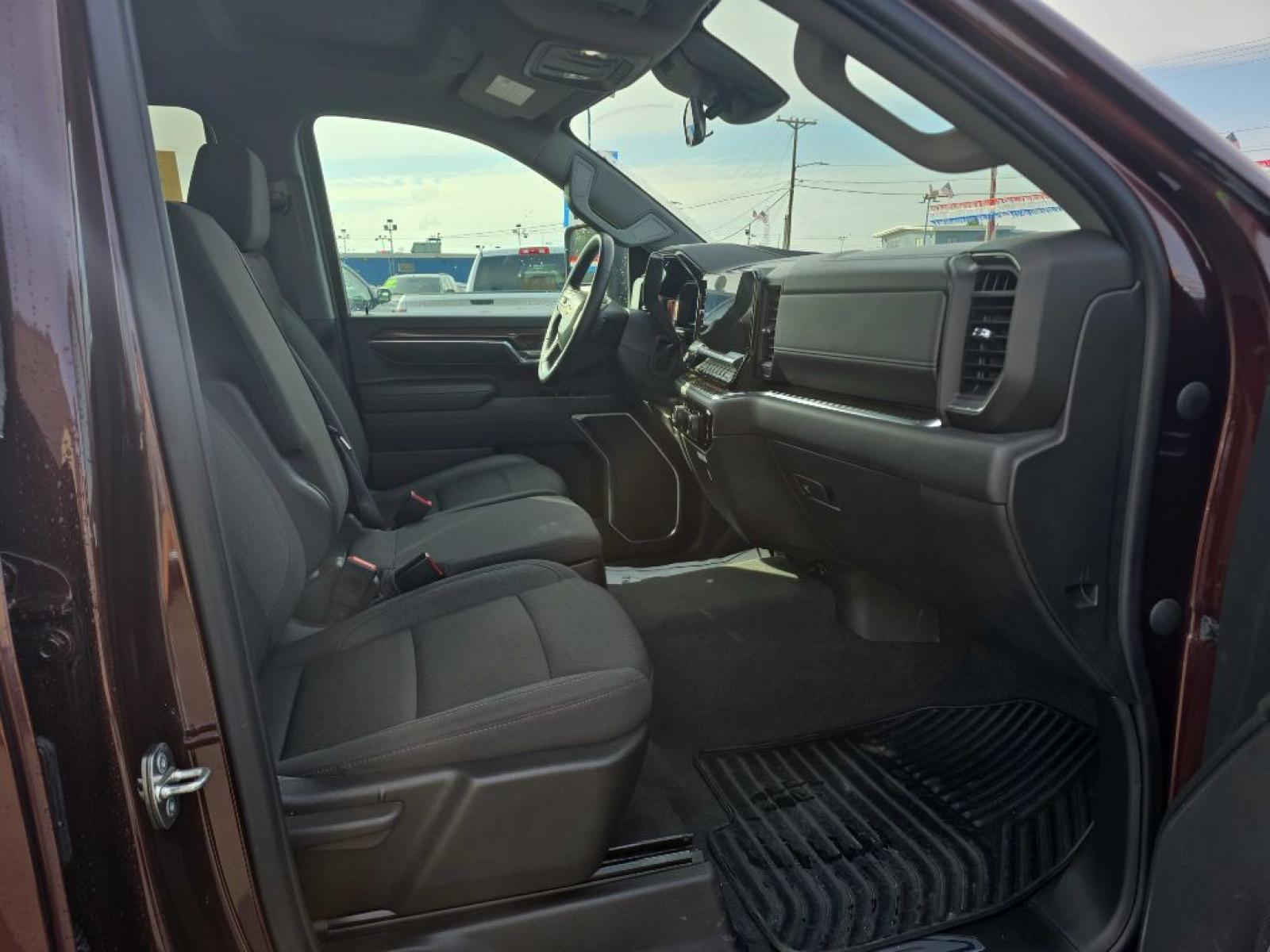 2024 BROWN CHEVROLET SILVERADO 2500 HEAVY DUTY LT (1GC4YNE71RF) with an 6.6L engine, Automatic transmission, located at 2525 S. Cushman, Fairbanks, AK, 99701, (907) 452-5707, 64.824036, -147.712311 - Photo#3