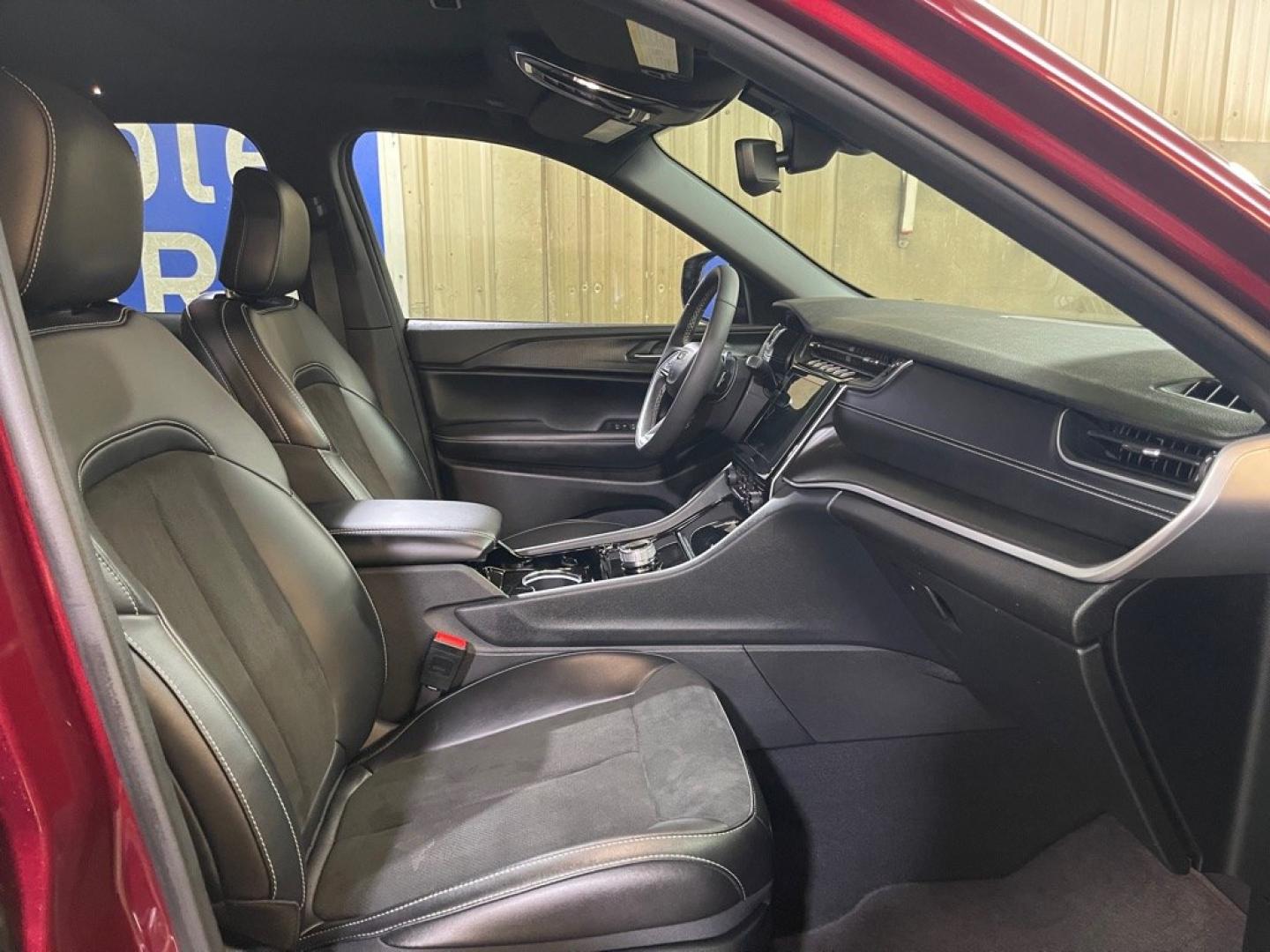 2023 MAROON JEEP GRAND CHEROKEE ALTITUDE (1C4RJHAG0PC) with an 3.6L engine, Automatic transmission, located at 2525 S. Cushman, Fairbanks, AK, 99701, (907) 452-5707, 64.824036, -147.712311- Photo#3