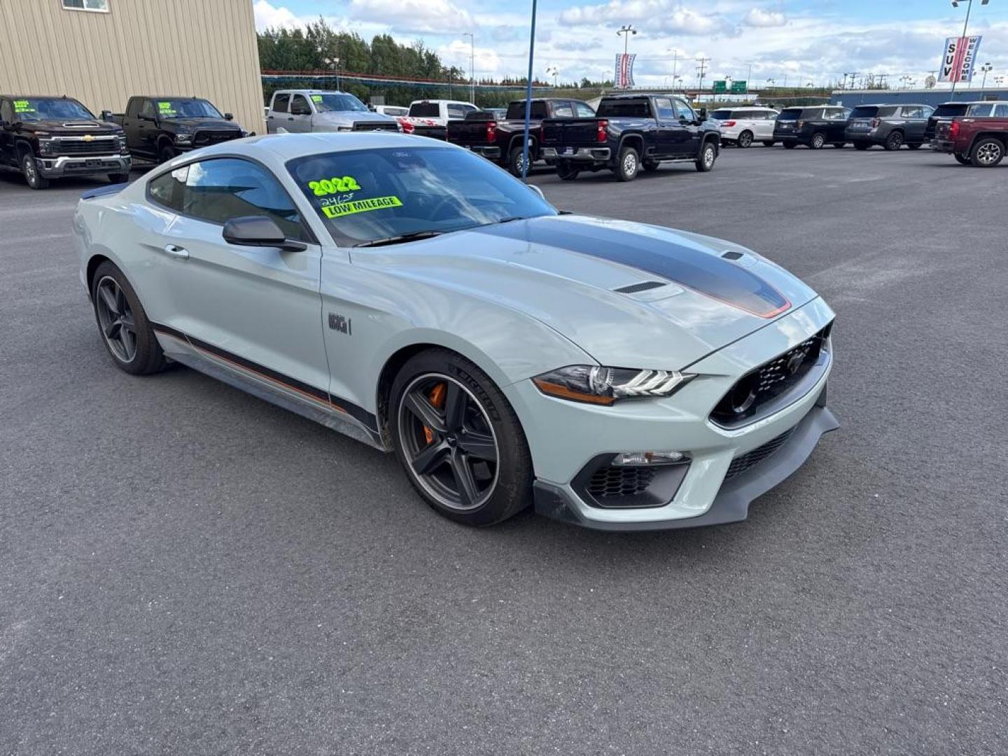2022 GRAY FORD MUSTANG MACH 1 MACH I (1FA6P8R04N5) with an 5.0L engine, Automatic transmission, located at 2525 S. Cushman, Fairbanks, AK, 99701, (907) 452-5707, 64.824036, -147.712311- Photo#2