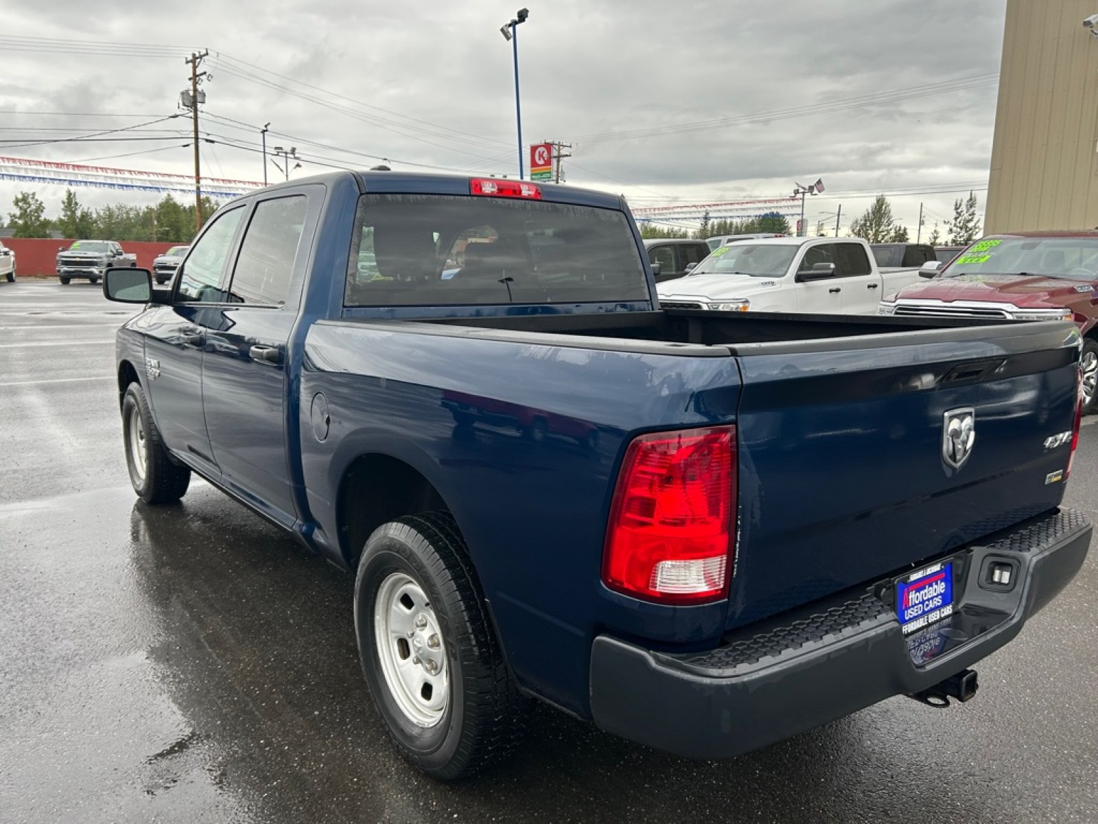 2019 BLUE RAM 1500 CLASSIC TRADESMAN (1C6RR7KGXKS) with an 3.6L engine, Automatic transmission, located at 2525 S. Cushman, Fairbanks, AK, 99701, (907) 452-5707, 64.824036, -147.712311 - Photo#3