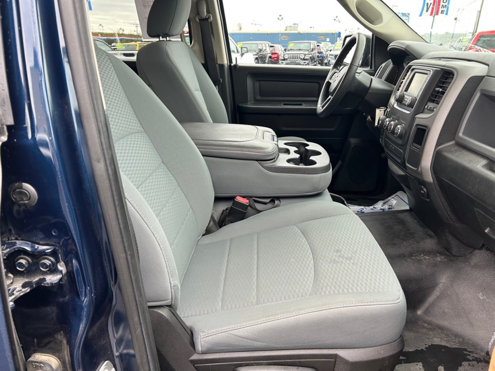 2019 BLUE RAM 1500 CLASSIC TRADESMAN (1C6RR7KGXKS) with an 3.6L engine, Automatic transmission, located at 2525 S. Cushman, Fairbanks, AK, 99701, (907) 452-5707, 64.824036, -147.712311 - Photo#4