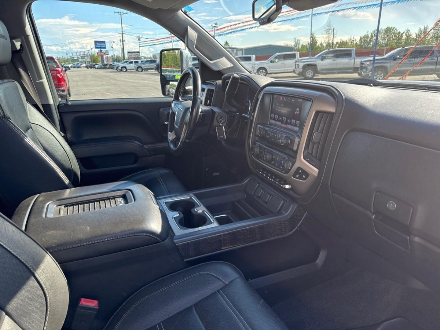 2016 BLUE GMC SIERRA DENALI 2500 DENALI (1GT12UEG2GF) with an 6.0L engine, Automatic transmission, located at 2525 S. Cushman, Fairbanks, AK, 99701, (907) 452-5707, 64.824036, -147.712311- Photo#2