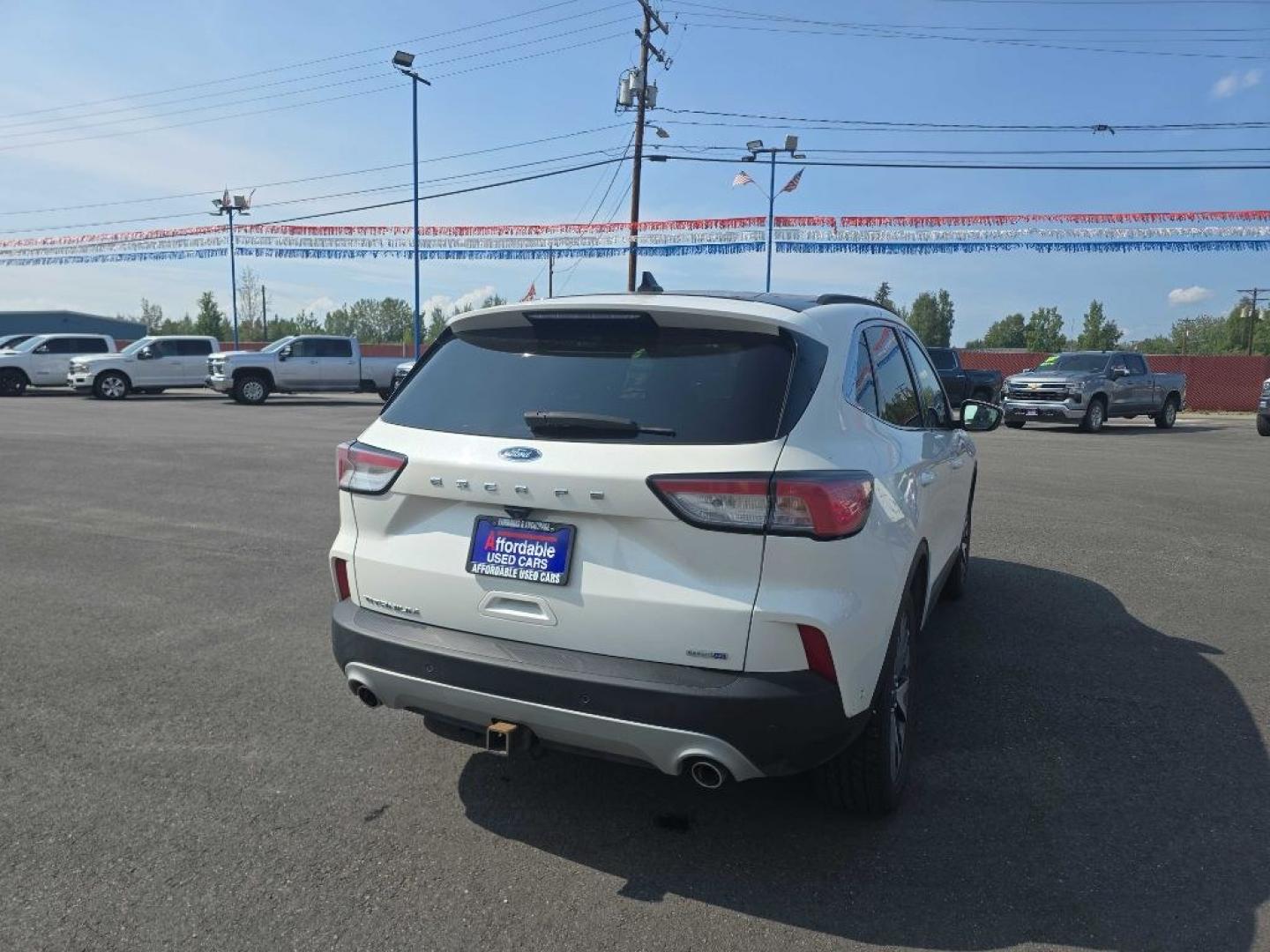 2020 WHITE FORD ESCAPE TITANIUM TITANIUM (1FMCU9J91LU) with an 2.0L engine, Automatic transmission, located at 2525 S. Cushman, Fairbanks, AK, 99701, (907) 452-5707, 64.824036, -147.712311- Photo#2