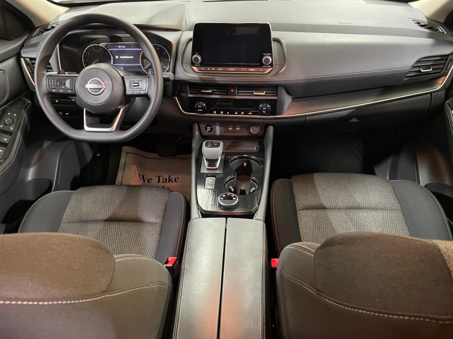2024 WHITE NISSAN ROGUE SV (5N1BT3BB7RC) with an 1.5L engine, Automatic transmission, located at 2525 S. Cushman, Fairbanks, AK, 99701, (907) 452-5707, 64.824036, -147.712311- Photo#5