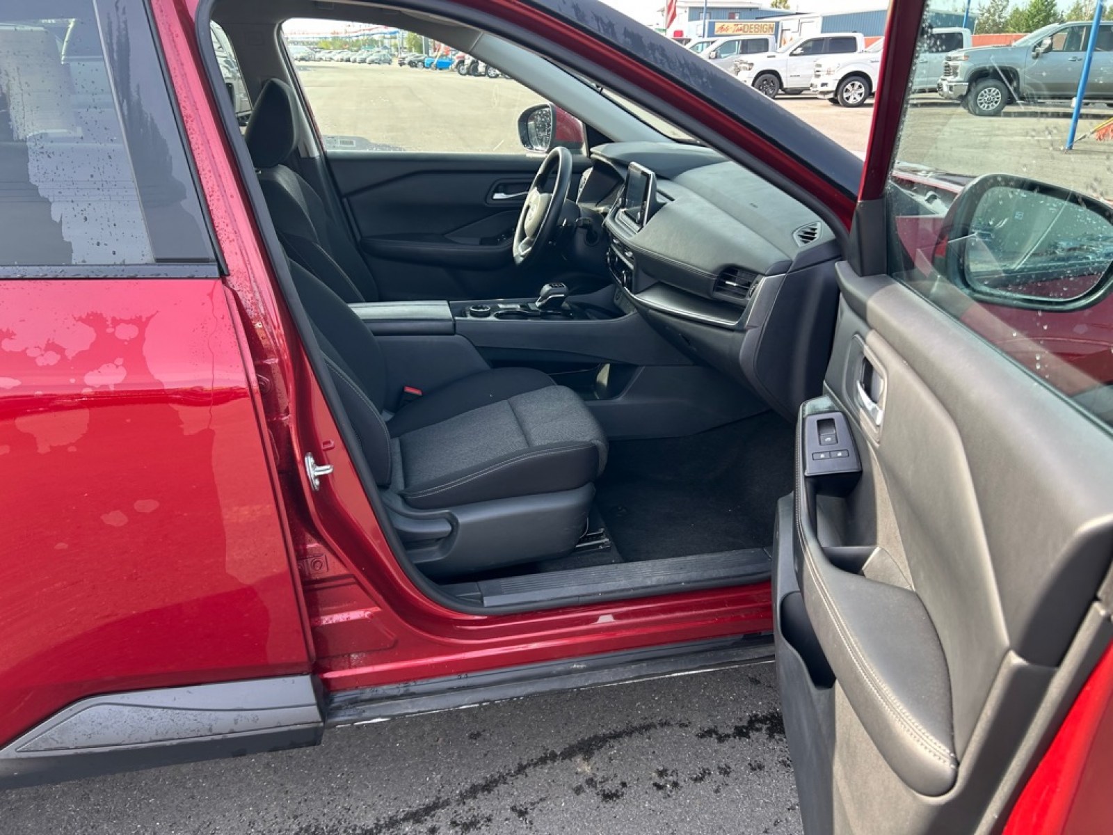 2024 RED NISSAN ROGUE SV (5N1BT3BBXRC) with an 1.5L engine, Automatic transmission, located at 2525 S. Cushman, Fairbanks, AK, 99701, (907) 452-5707, 64.824036, -147.712311 - Photo#4