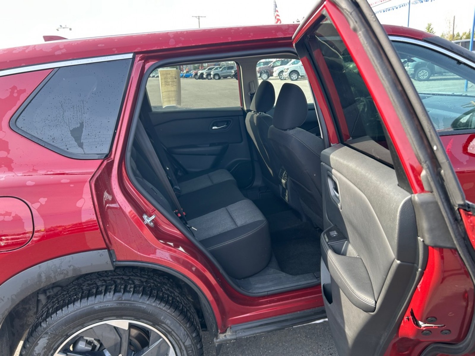 2024 RED NISSAN ROGUE SV (5N1BT3BBXRC) with an 1.5L engine, Automatic transmission, located at 2525 S. Cushman, Fairbanks, AK, 99701, (907) 452-5707, 64.824036, -147.712311 - Photo#5