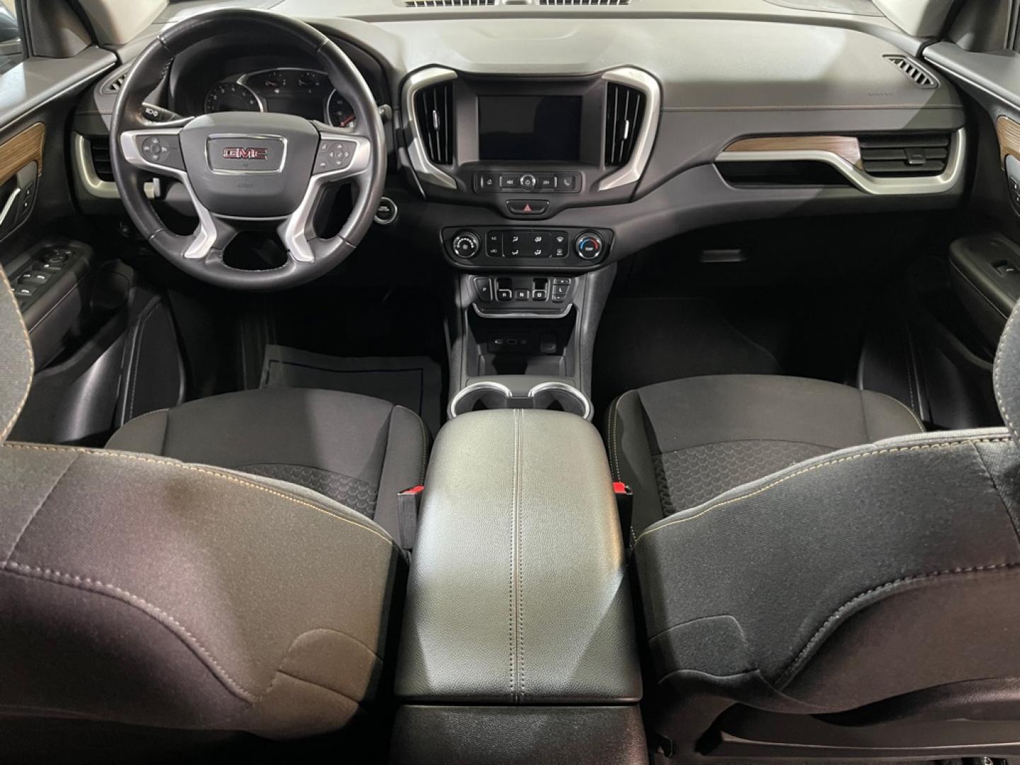2019 GRAY GMC TERRAIN SLE (3GKALTEV4KL) with an 1.5L engine, Automatic transmission, located at 2525 S. Cushman, Fairbanks, AK, 99701, (907) 452-5707, 64.824036, -147.712311- Photo#5