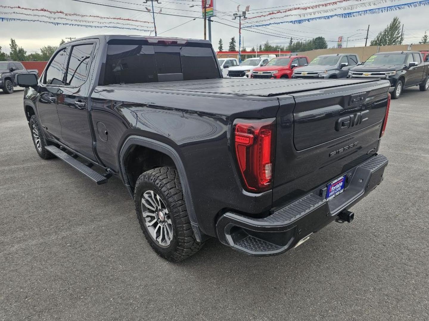 2022 BLUE GMC SIERRA AT4 1500 AT4 (1GTPUEEL5NZ) with an 6.2L engine, Automatic transmission, located at 2525 S. Cushman, Fairbanks, AK, 99701, (907) 452-5707, 64.824036, -147.712311- Photo#1