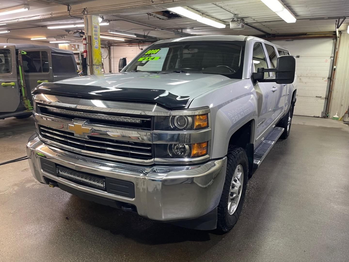 2015 SILVER CHEVROLET SILVERADO 2500 HEAVY DUTY LT (1GC1KVEG0FF) with an 6.0L engine, Automatic transmission, located at 2525 S. Cushman, Fairbanks, AK, 99701, (907) 452-5707, 64.824036, -147.712311- Photo#1