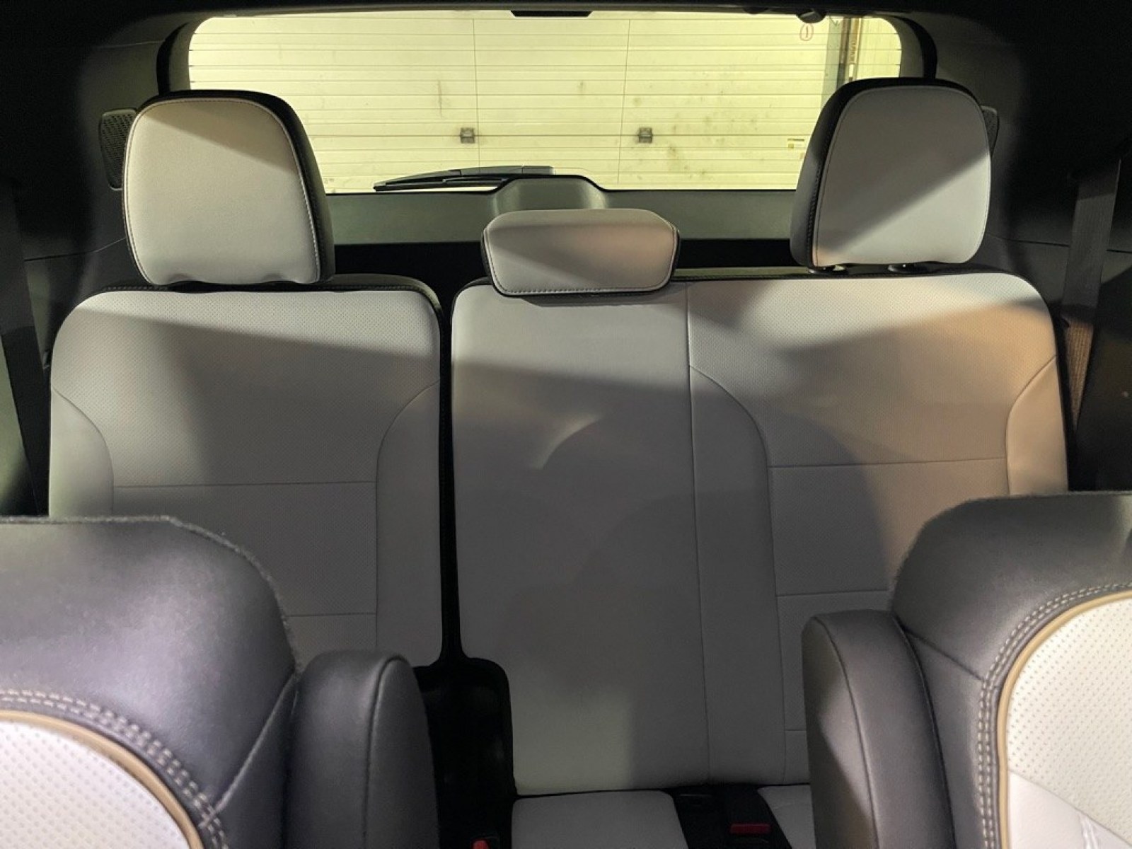 2025 SILVER CHEVROLET TRAVERSE HIGH COUNTRY (1GNEVKRS9SJ) with an 2.5L engine, Automatic transmission, located at 2525 S. Cushman, Fairbanks, AK, 99701, (907) 452-5707, 64.824036, -147.712311 - Photo#5