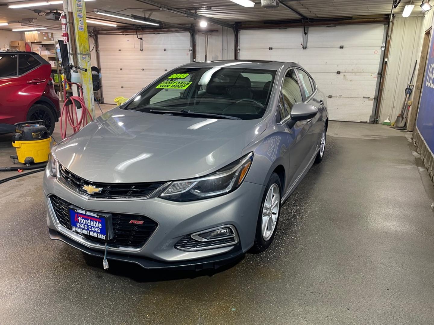 2018 GRAY CHEVROLET CRUZE RS LT (1G1BE5SM3J7) with an 1.4L engine, Automatic transmission, located at 2525 S. Cushman, Fairbanks, AK, 99701, (907) 452-5707, 64.824036, -147.712311- Photo#1