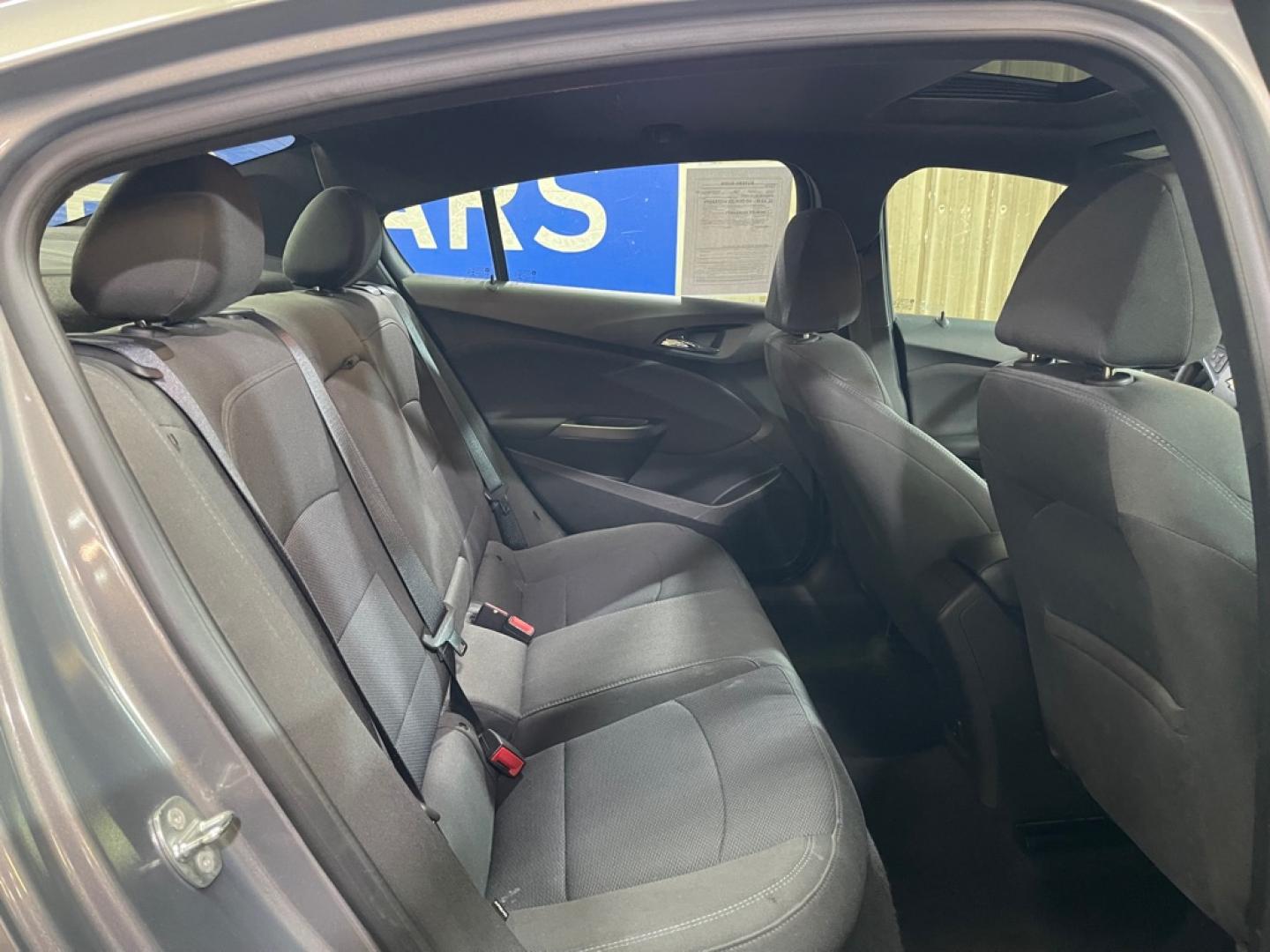 2018 GRAY CHEVROLET CRUZE RS LT (1G1BE5SM3J7) with an 1.4L engine, Automatic transmission, located at 2525 S. Cushman, Fairbanks, AK, 99701, (907) 452-5707, 64.824036, -147.712311- Photo#4