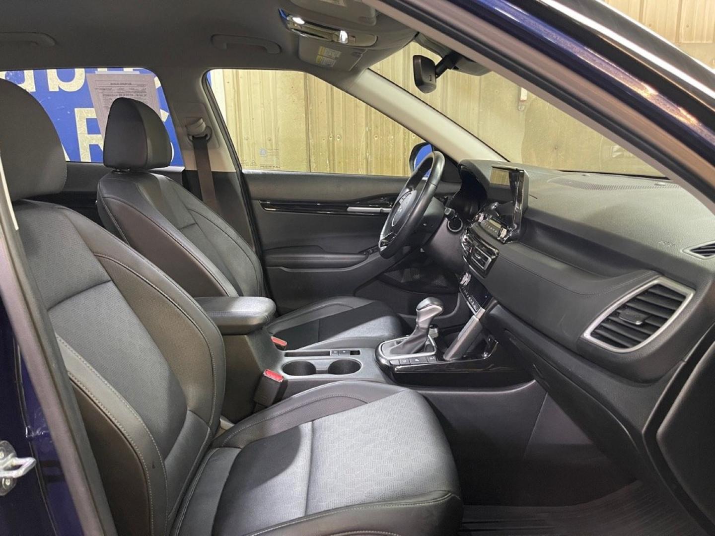 2023 BLUE KIA SELTOS SX (KNDETCA29P7) with an 1.6L engine, Automatic transmission, located at 2525 S. Cushman, Fairbanks, AK, 99701, (907) 452-5707, 64.824036, -147.712311- Photo#3