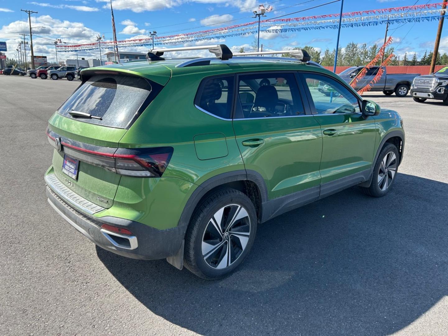 2025 GREEN VOLKSWAGEN TAOS SE (3VVVC7B26SM) with an 1.5L engine, Automatic transmission, located at 2525 S. Cushman, Fairbanks, AK, 99701, (907) 452-5707, 64.824036, -147.712311- Photo#2
