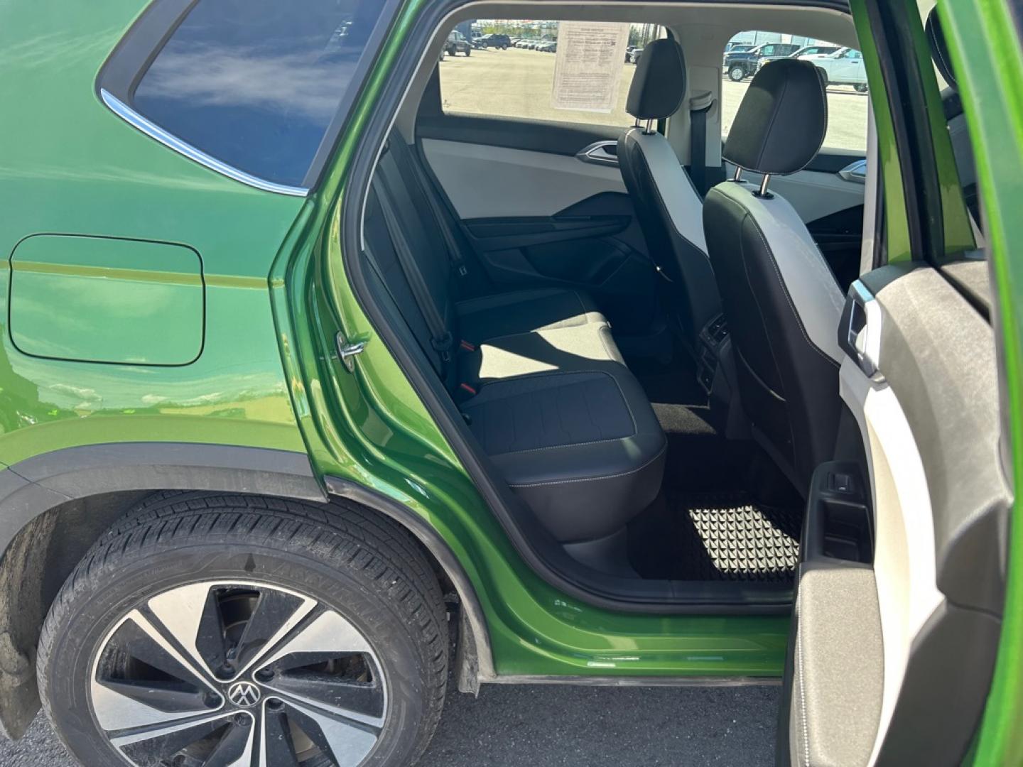 2025 GREEN VOLKSWAGEN TAOS SE (3VVVC7B26SM) with an 1.5L engine, Automatic transmission, located at 2525 S. Cushman, Fairbanks, AK, 99701, (907) 452-5707, 64.824036, -147.712311- Photo#5