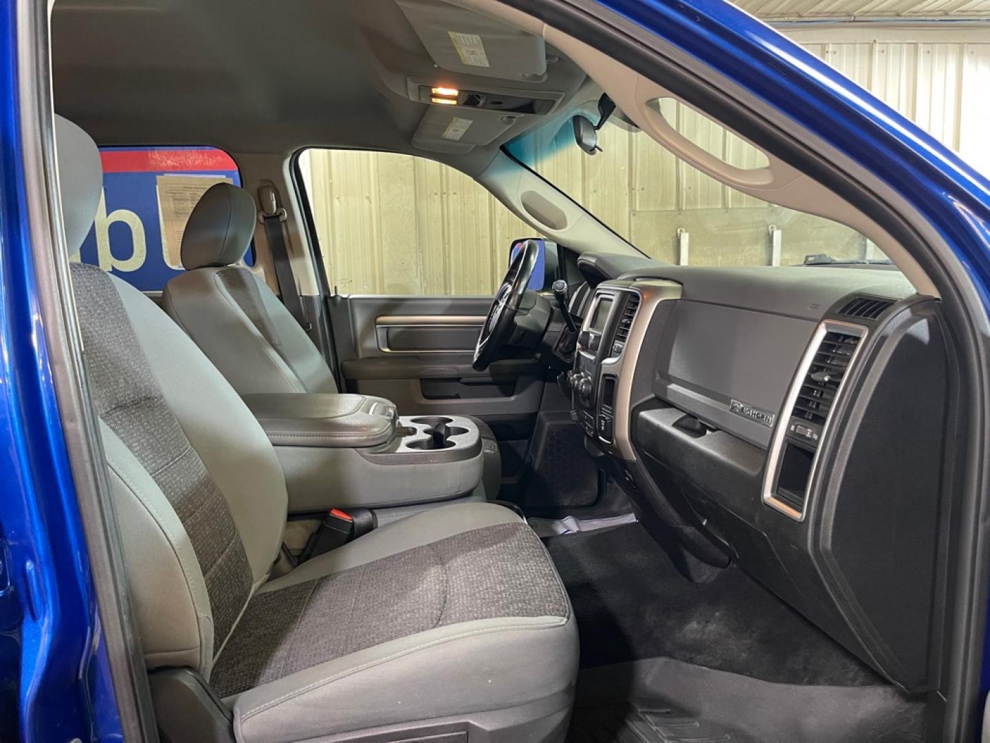2018 BLUE RAM 2500 SLT (3C6UR5JL1JG) with an 6.7L engine, Automatic transmission, located at 2525 S. Cushman, Fairbanks, AK, 99701, (907) 452-5707, 64.824036, -147.712311- Photo#3