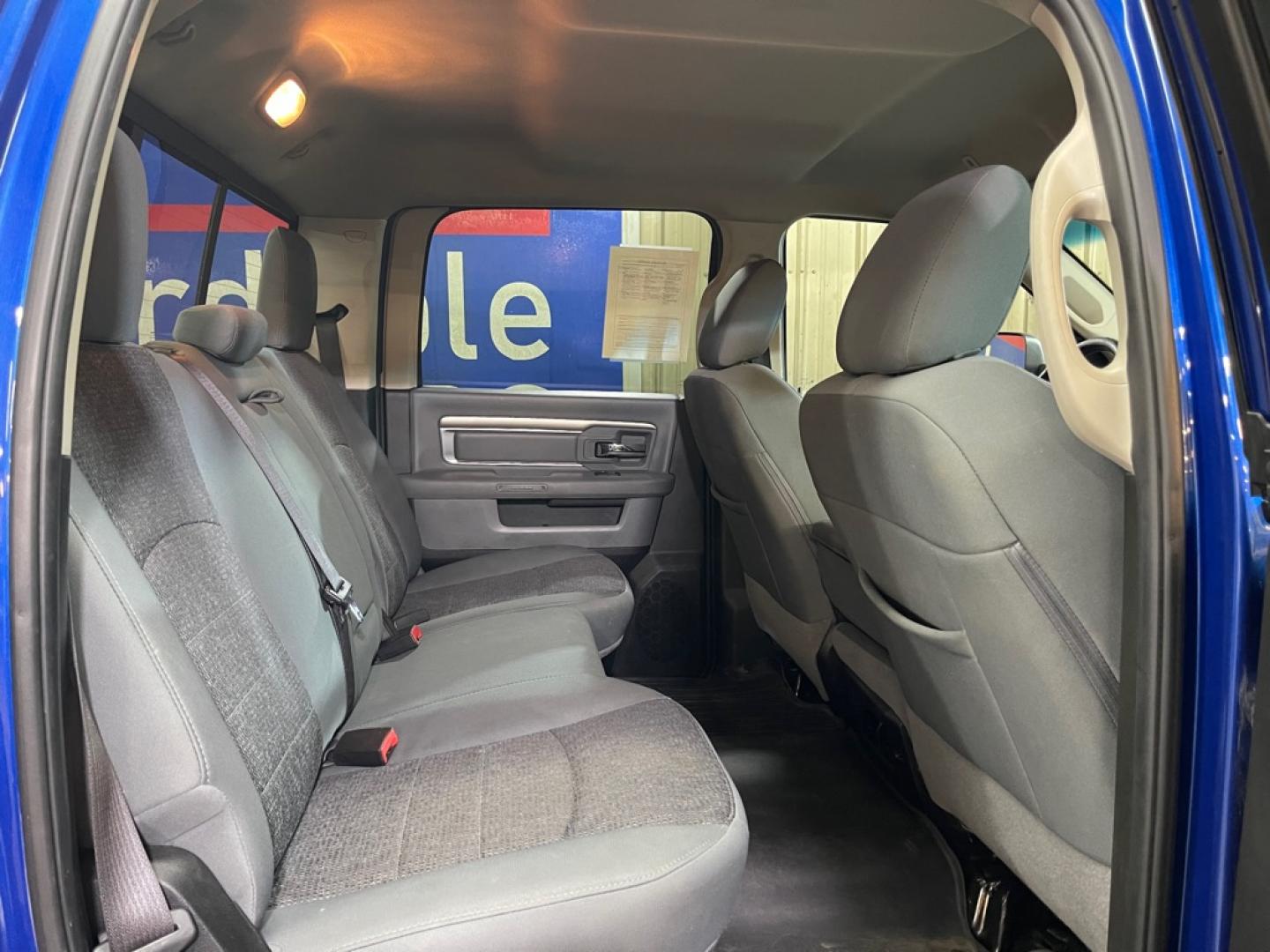 2018 BLUE RAM 2500 SLT (3C6UR5JL1JG) with an 6.7L engine, Automatic transmission, located at 2525 S. Cushman, Fairbanks, AK, 99701, (907) 452-5707, 64.824036, -147.712311- Photo#4