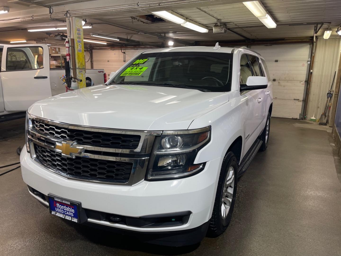 2017 WHITE CHEVROLET TAHOE 1500 LS (1GNSKAEC8HR) with an 5.3L engine, Automatic transmission, located at 2525 S. Cushman, Fairbanks, AK, 99701, (907) 452-5707, 64.824036, -147.712311- Photo#1