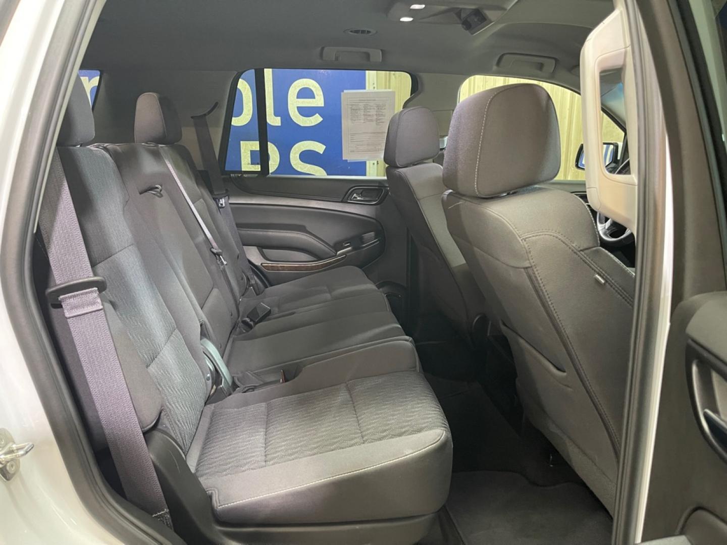 2017 WHITE CHEVROLET TAHOE 1500 LS (1GNSKAEC8HR) with an 5.3L engine, Automatic transmission, located at 2525 S. Cushman, Fairbanks, AK, 99701, (907) 452-5707, 64.824036, -147.712311- Photo#4