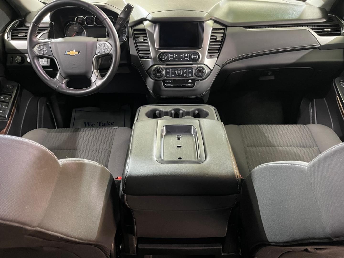 2017 WHITE CHEVROLET TAHOE 1500 LS (1GNSKAEC8HR) with an 5.3L engine, Automatic transmission, located at 2525 S. Cushman, Fairbanks, AK, 99701, (907) 452-5707, 64.824036, -147.712311- Photo#6