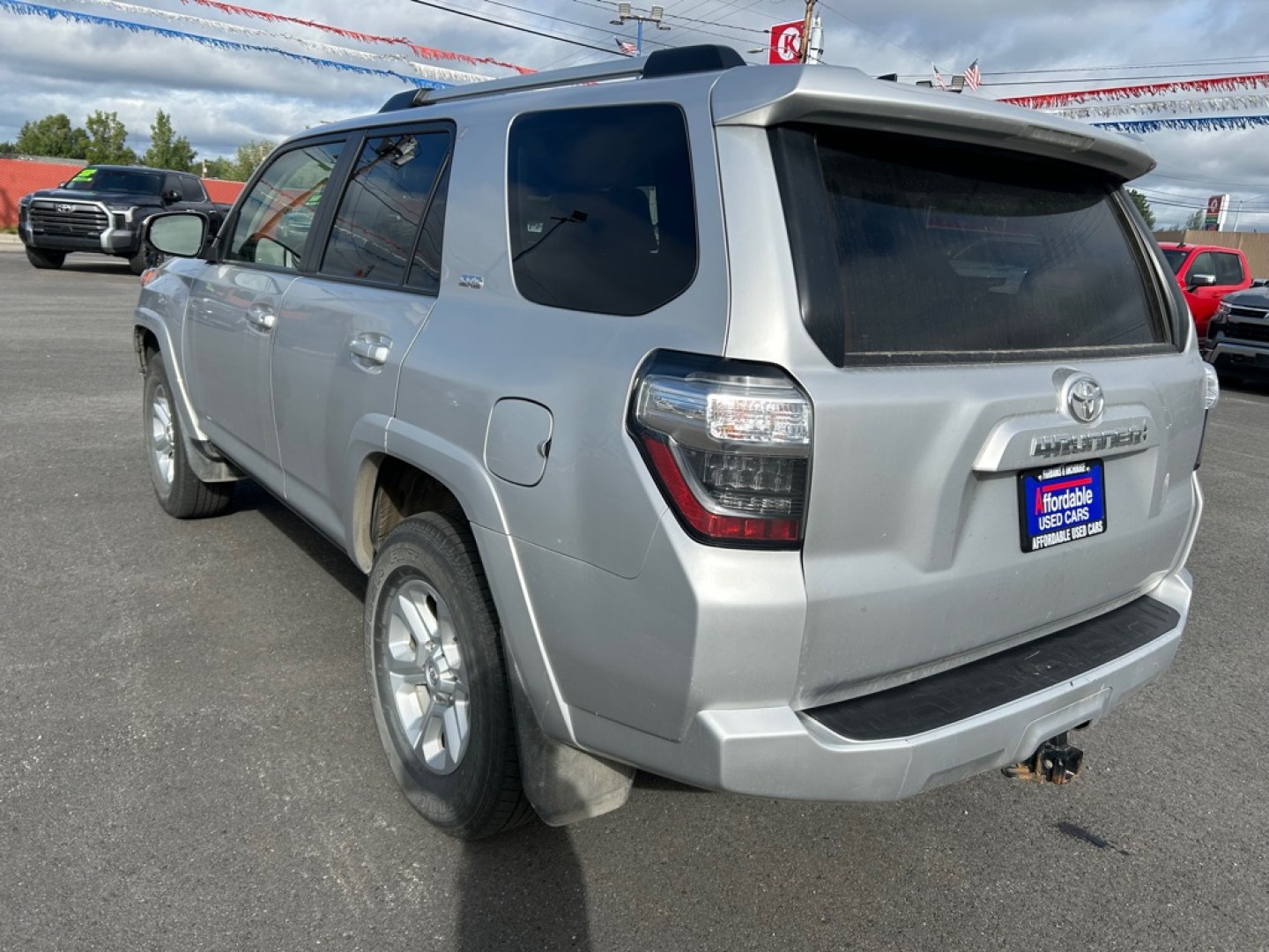 2024 SILVER TOYOTA 4RUNNER SR5/SR5 PREMIUM (JTEMU5JR0R6) with an 4.0L engine, Automatic transmission, located at 2525 S. Cushman, Fairbanks, AK, 99701, (907) 452-5707, 64.824036, -147.712311- Photo#3