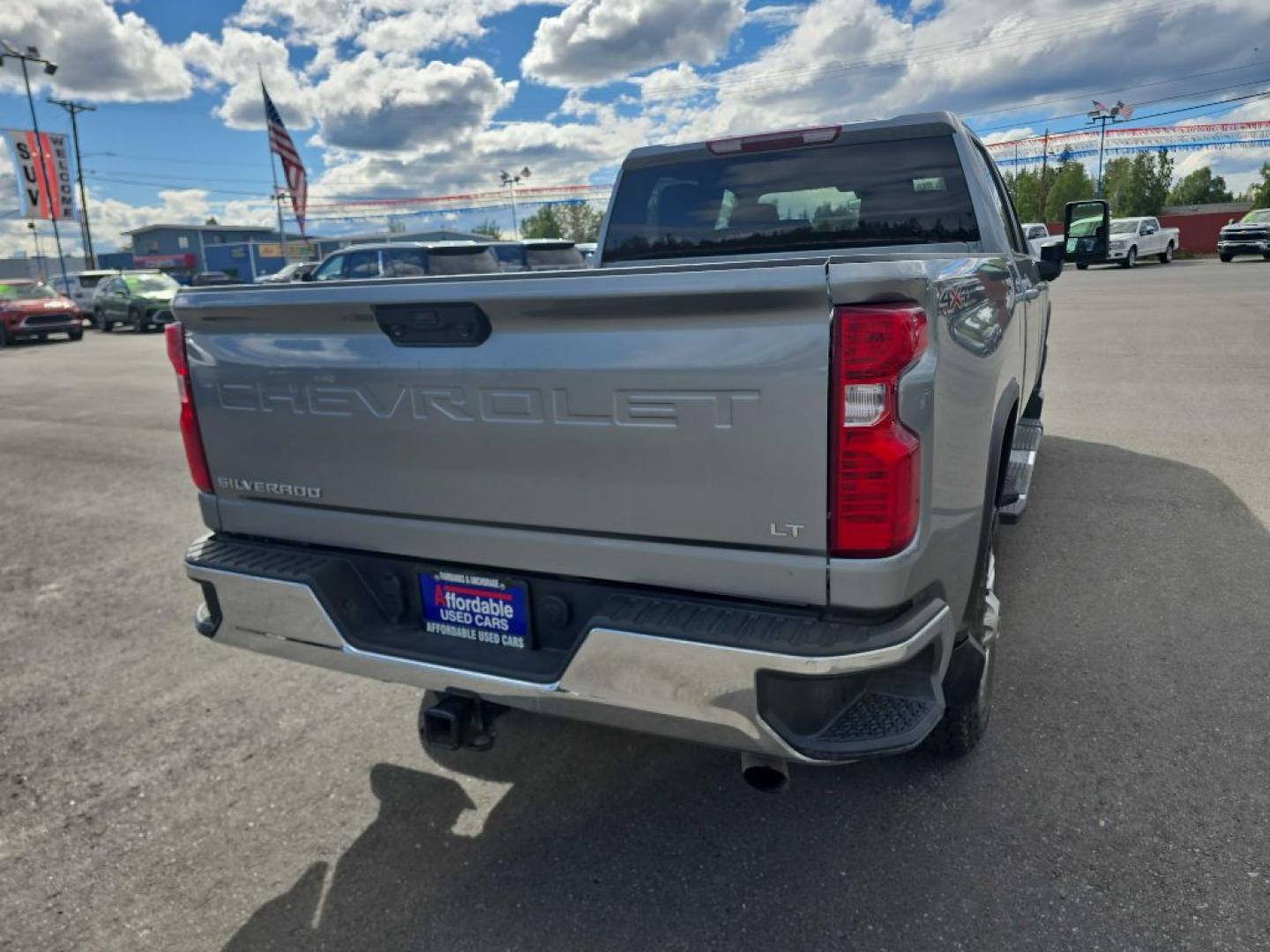 2024 SILVER CHEVROLET SILVERADO 2500 HEAVY DUTY LT (1GC4YNE71RF) with an 6.6L engine, Automatic transmission, located at 2525 S. Cushman, Fairbanks, AK, 99701, (907) 452-5707, 64.824036, -147.712311- Photo#2