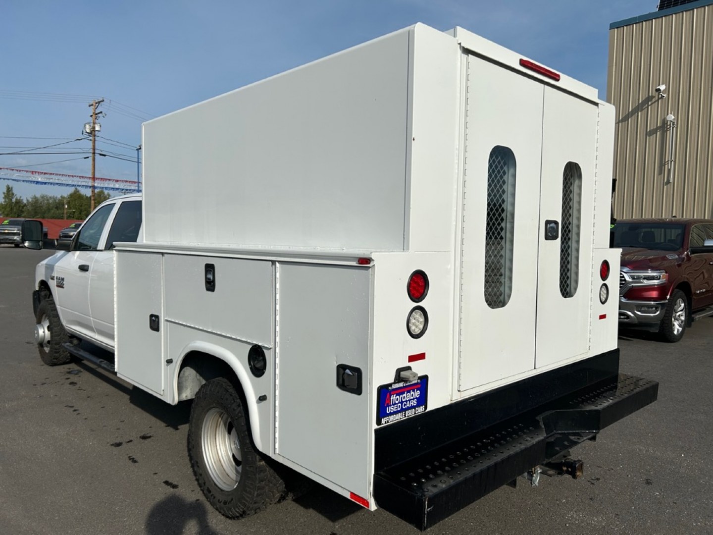 2015 WHITE RAM 3500 (3C7WRTCJ2FG) with an 6.4L engine, Automatic transmission, located at 2525 S. Cushman, Fairbanks, AK, 99701, (907) 452-5707, 64.824036, -147.712311- Photo#3