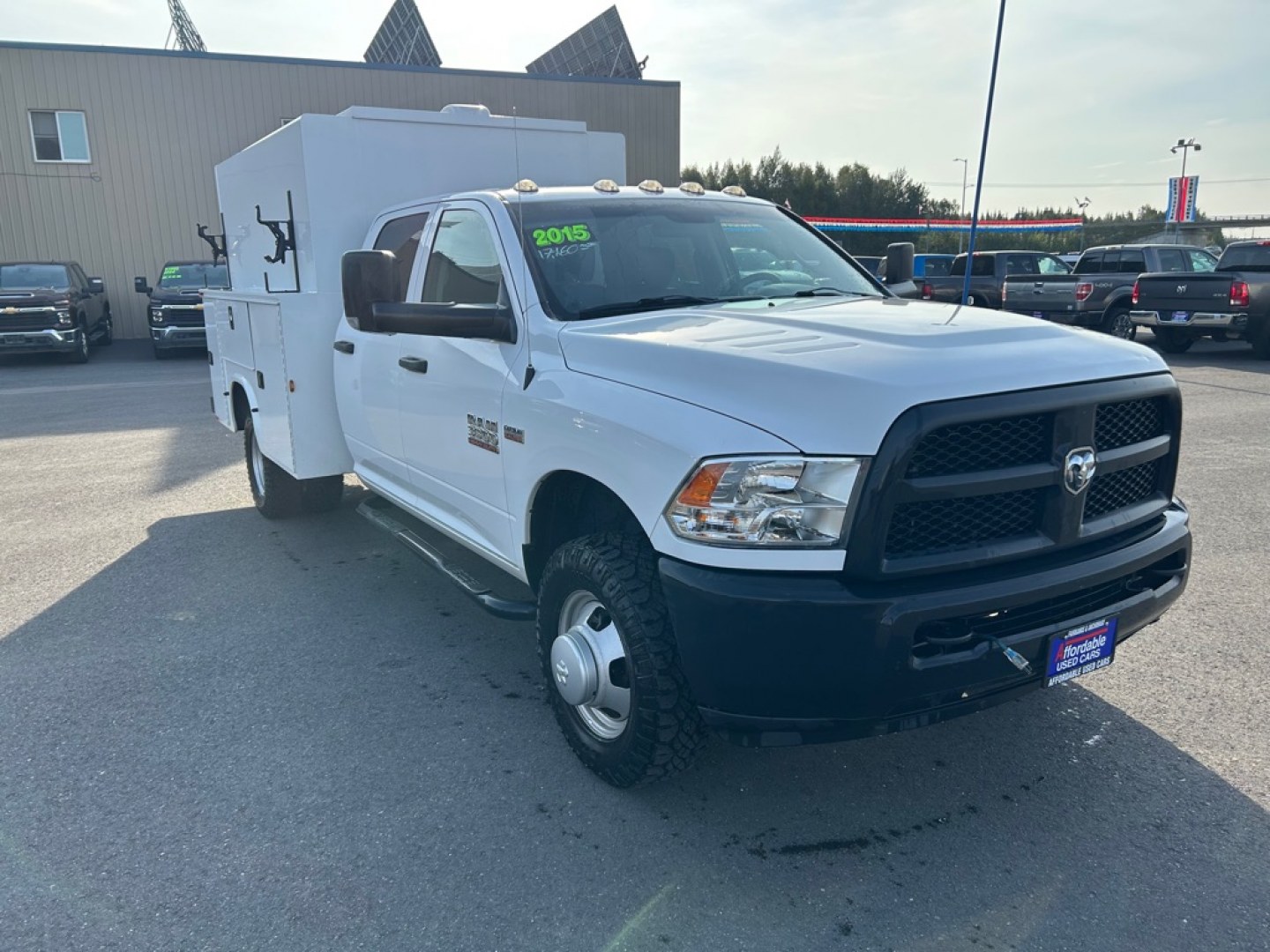 2015 WHITE RAM 3500 (3C7WRTCJ4FG) with an 6.4L engine, Automatic transmission, located at 2525 S. Cushman, Fairbanks, AK, 99701, (907) 452-5707, 64.824036, -147.712311- Photo#1