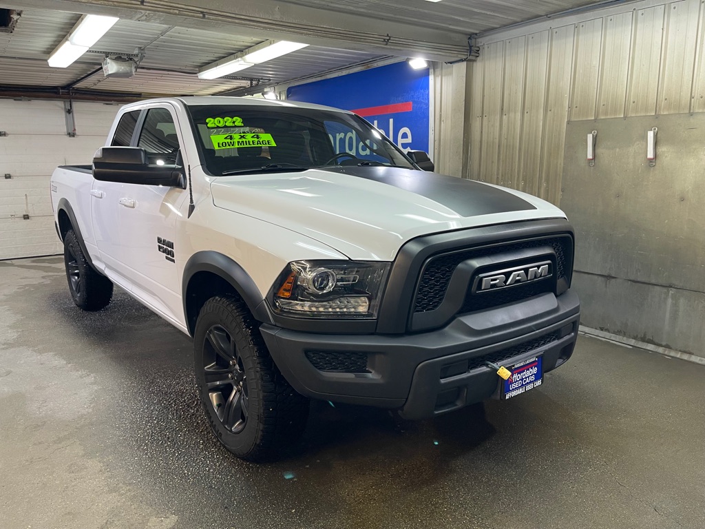 photo of 2022 RAM 1500 CLASSIC SLT