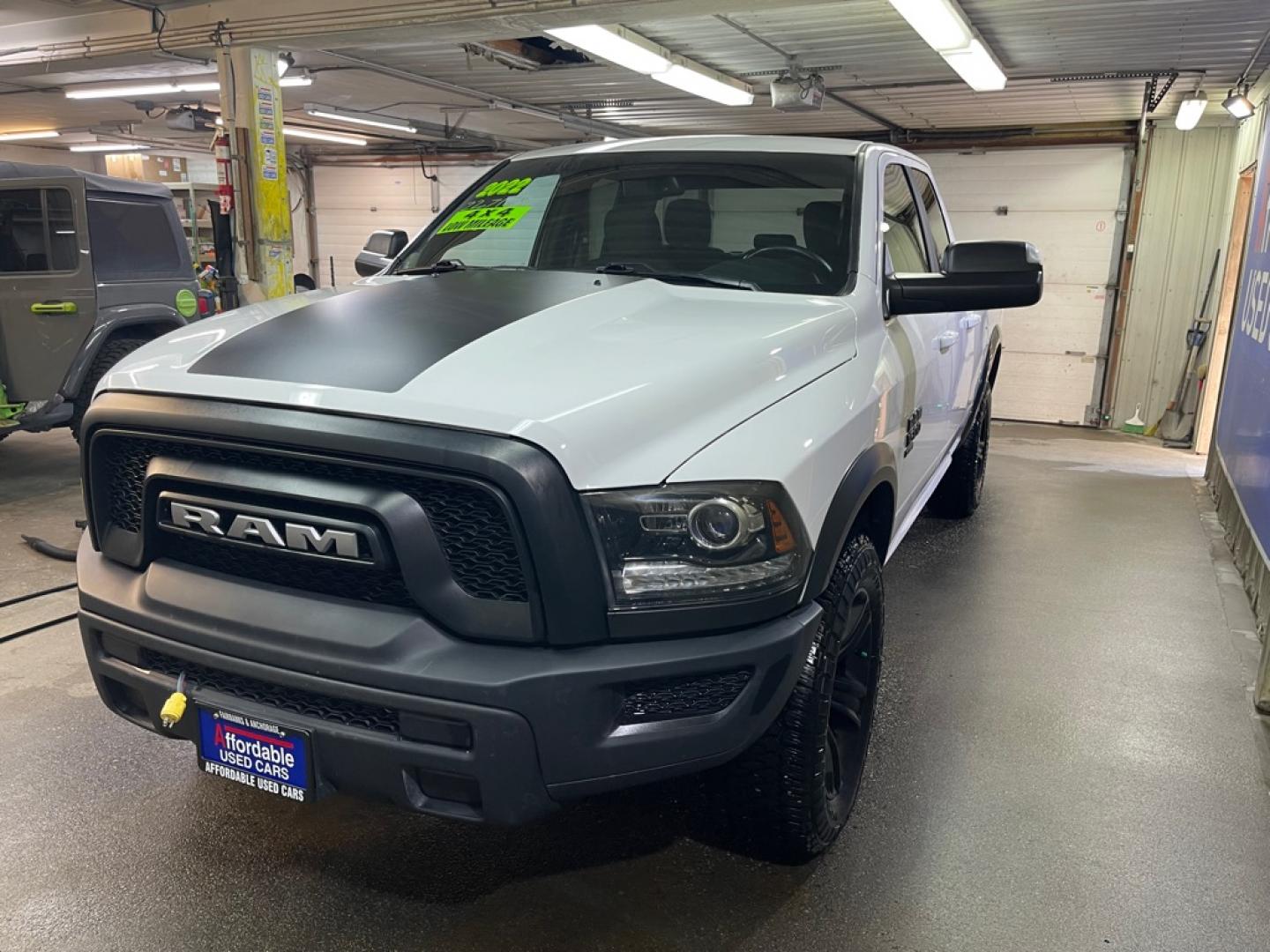 2022 WHITE RAM 1500 CLASSIC SLT (1C6RR7GG2NS) with an 3.6L engine, Automatic transmission, located at 2525 S. Cushman, Fairbanks, AK, 99701, (907) 452-5707, 64.824036, -147.712311- Photo#1