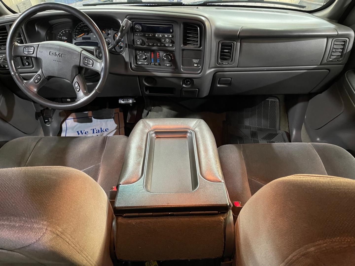 2004 BLUE GMC SIERRA 2500 HEAVY DUTY (1GTHK29U24E) with an 6.0L engine, Automatic transmission, located at 2525 S. Cushman, Fairbanks, AK, 99701, (907) 452-5707, 64.824036, -147.712311- Photo#5
