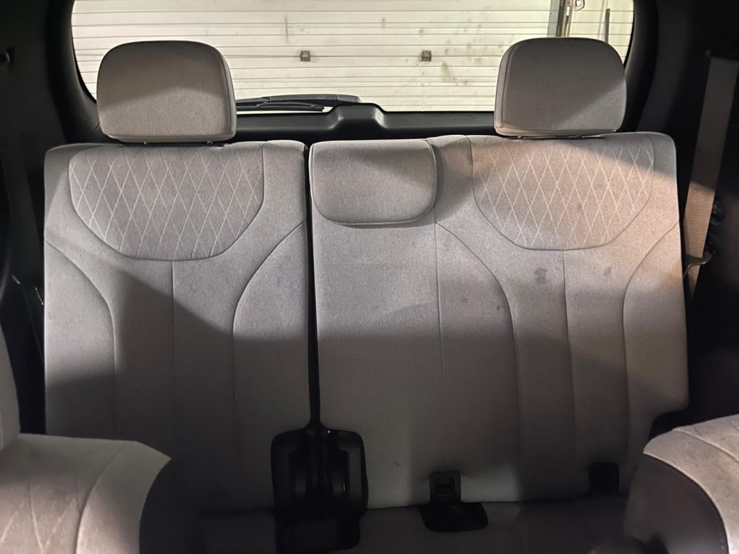 2020 GREY HYUNDAI PALISADE SEL (KM8R34HE6LU) with an 3.8L engine, Automatic transmission, located at 2525 S. Cushman, Fairbanks, AK, 99701, (907) 452-5707, 64.824036, -147.712311- Photo#6