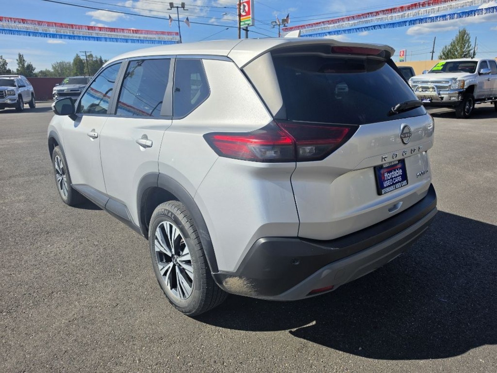 2023 SILVER NISSAN ROGUE SV (5N1BT3BB1PC) with an 1.5L engine, Continuously Variable transmission, located at 2525 S. Cushman, Fairbanks, AK, 99701, (907) 452-5707, 64.824036, -147.712311 - Photo#3