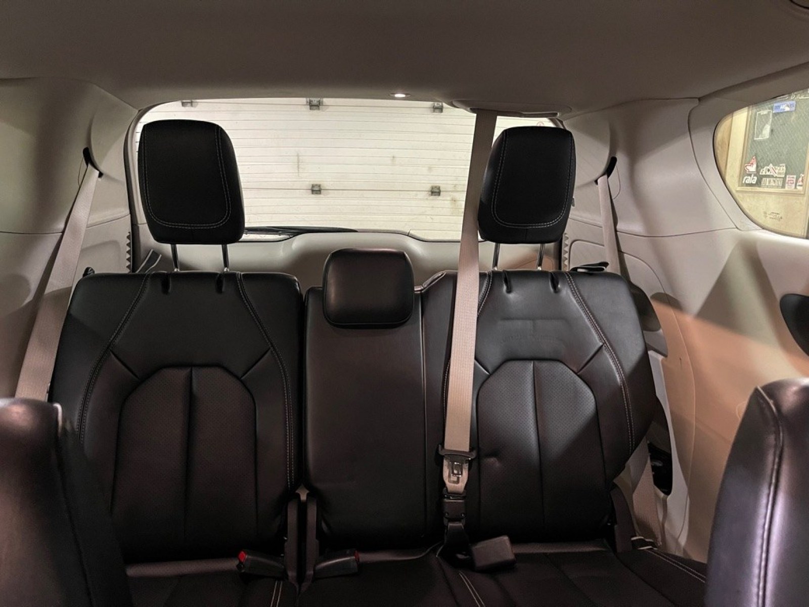 2024 SILVER CHRYSLER PACIFICA TOURING L (2C4RC1BG8RR) with an 3.6L engine, Automatic transmission, located at 2525 S. Cushman, Fairbanks, AK, 99701, (907) 452-5707, 64.824036, -147.712311 - Photo#5